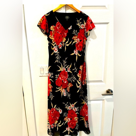 Laura Ashley Dresses & Skirts - Laura Ashley Vintage V Neck Floral Maxi Dress Size 15